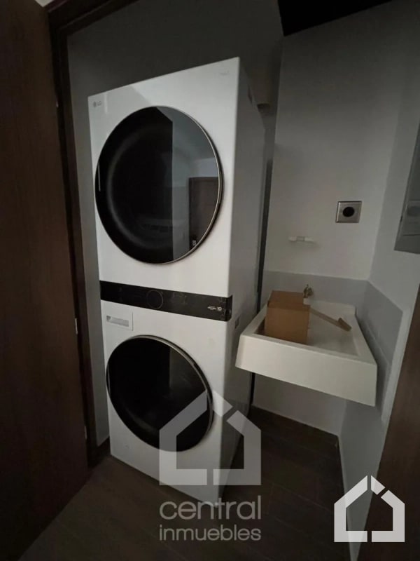 Apartamento amueblado de 2 habitaciones en RENTA en Parque 14 - 8