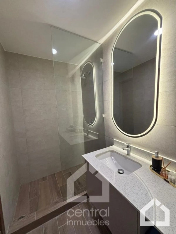 Apartamento amueblado de 2 habitaciones en RENTA en Parque 14 - 5