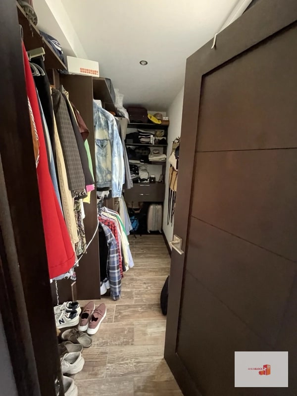 Apartamento amplio 1 dormitorio con sala fam y estudio incorporados - zona 16 Kanajuyu - 4