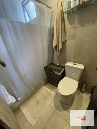 Apartamento amplio 1 dormitorio con sala fam y estudio incorporados - zona 16 Kanajuyu — Apartamento en Venta en Kanajuyú, Zona 16, Guatemala, Ciudad — miniatura 3 de 13