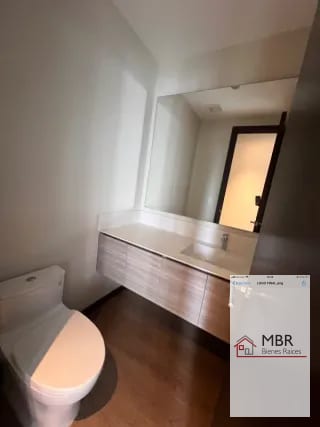 Apartamento venta zona 10, St Sofia 7ma — Apartamento en Venta en Santa Sofía 7AV, Zona 10, Guatemala, Ciudad — miniatura 15 de 17