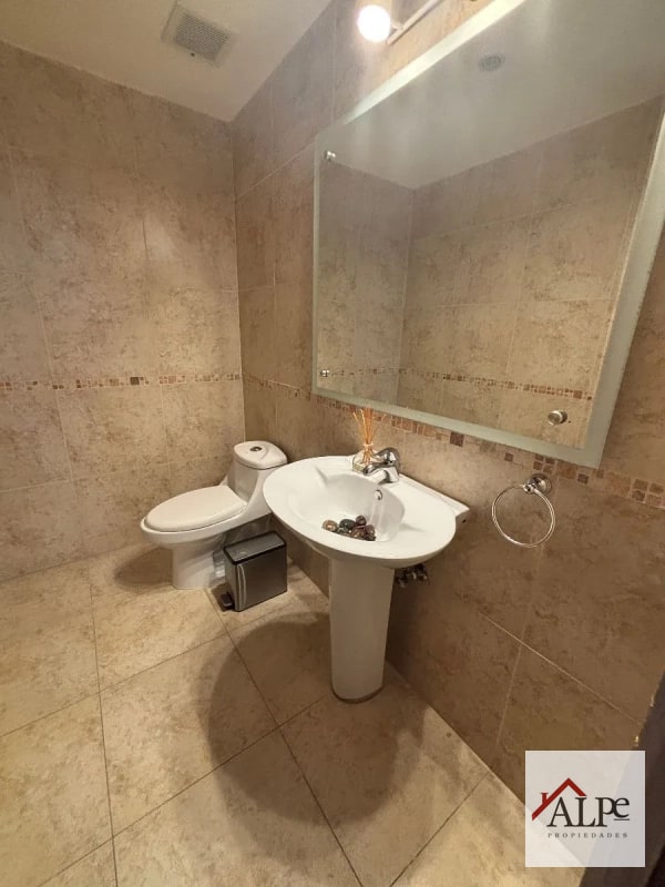 APARTAMENTO AMUEBLADO CON 1 DORMITORIO - 2