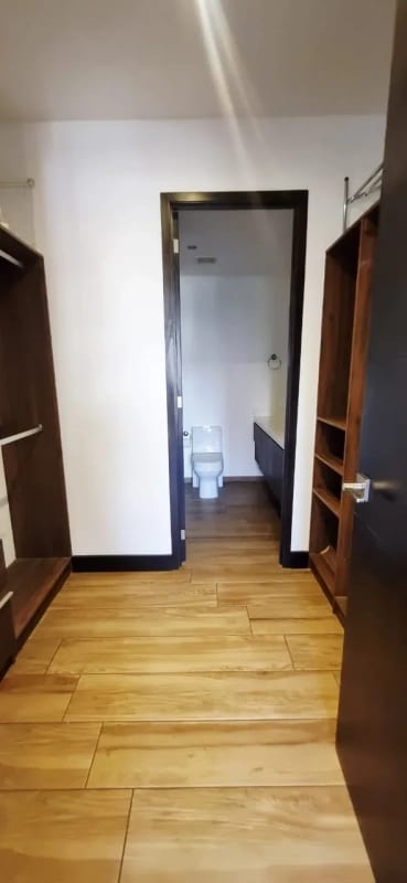 Apartamento en Alquiler Edificio Zona 10 Vivalt — Apartamento en Alquiler en Vivalt, Zona 10, Guatemala, Ciudad — foto 4 de 8