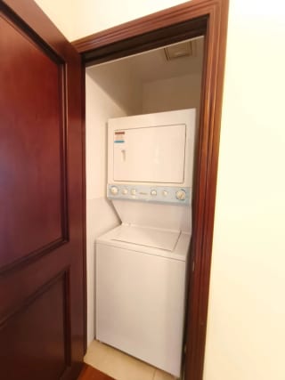 Apartamento Amueblado en Venta y Renta en Zona 14 — Apartamento en Alquiler en Zona 14, Guatemala, Ciudad — miniatura 14 de 17