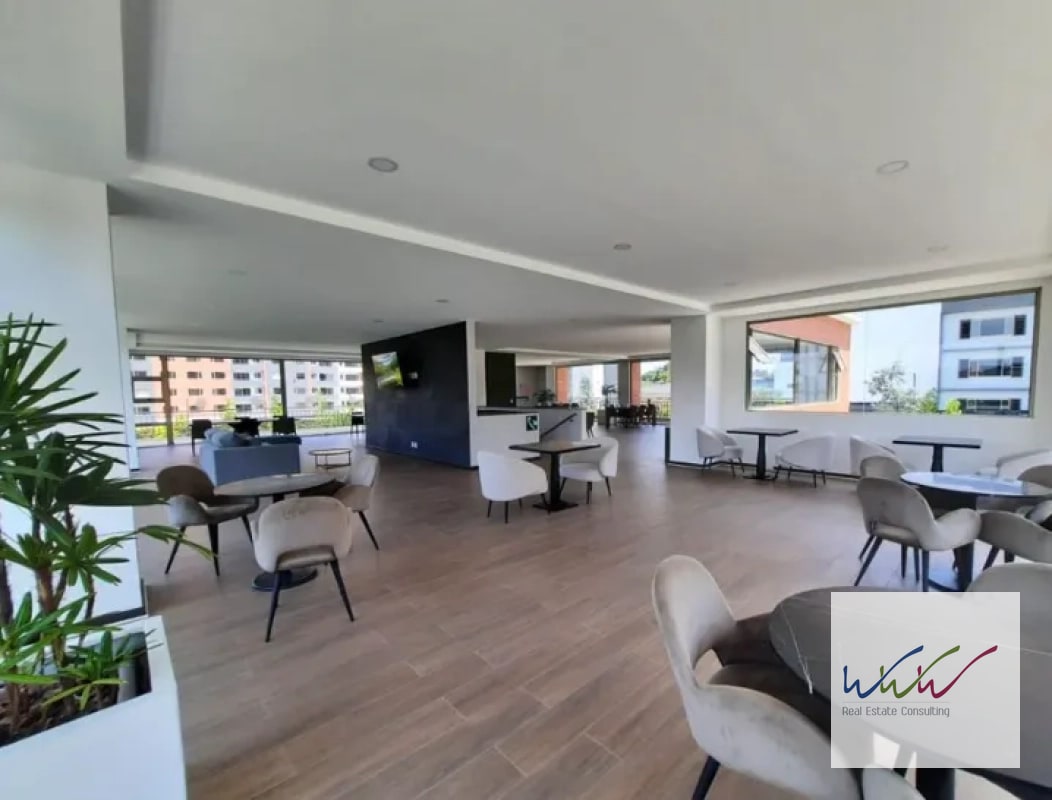 Rento apartamento en edificio Segheria zona 14 - 2