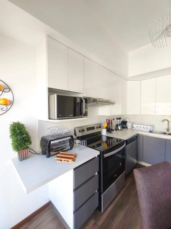 Apartamento Amueblado en Renta - Zona 10 (Opción a Venta) — Apartamento en Alquiler en Zona 10, Guatemala, Ciudad — foto 13 de 17