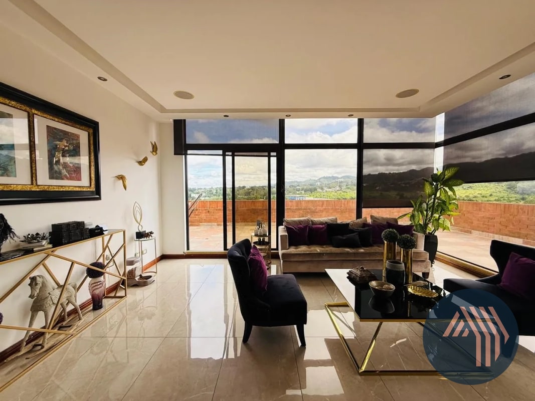 ALQUILER DE PENTHOUSE CON AMPLIA TERRAZA - CATALONIA, ZONA 15 - 15