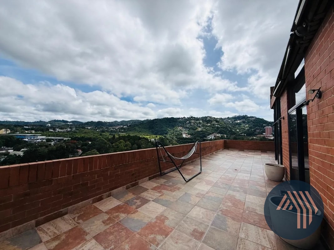 ALQUILER DE PENTHOUSE CON AMPLIA TERRAZA - CATALONIA, ZONA 15 - 12