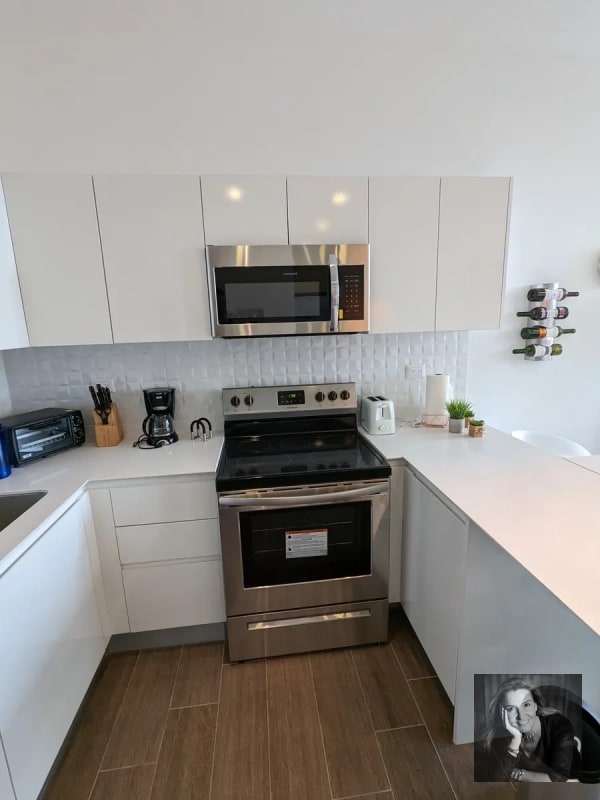 Apartamento Amueblado en Venta – Edificio DiagoSeis, Zona 10 - 11