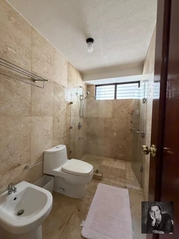 Apartamento en Renta/Venta zona 10 — Apartamento en Venta en Zona 10, Guatemala, Ciudad — foto 5 de 13