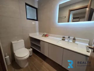 VENDO Apartamento Zona 14, Parque 14 — Apartamento en Venta en Parque 14, Zona 14, Guatemala, Ciudad — miniatura 2 de 7