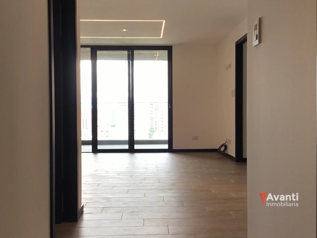VENTA APARTAMENTO ZONA 10, IQ10 - 8