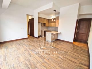 Zona 10, apartamento de 3 habitaciones — Apartamento en Alquiler en Zona 10, Guatemala, Ciudad — miniatura 1 de 9