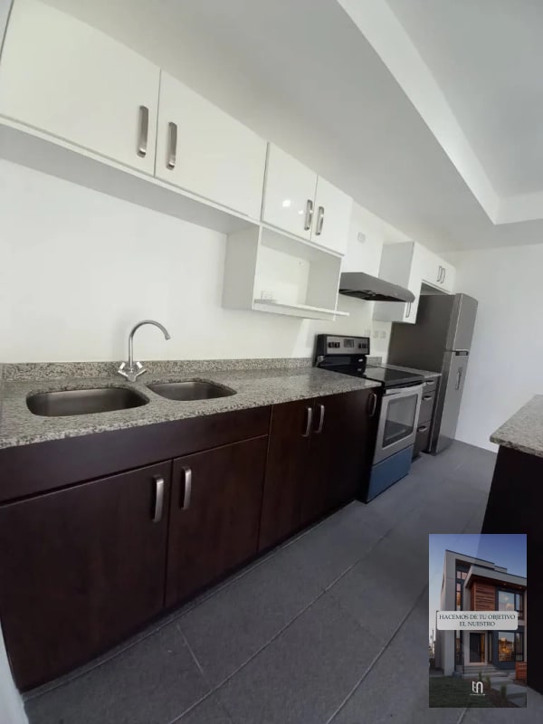 VENDO APARTAMENTO EN ZONA 16 - 13