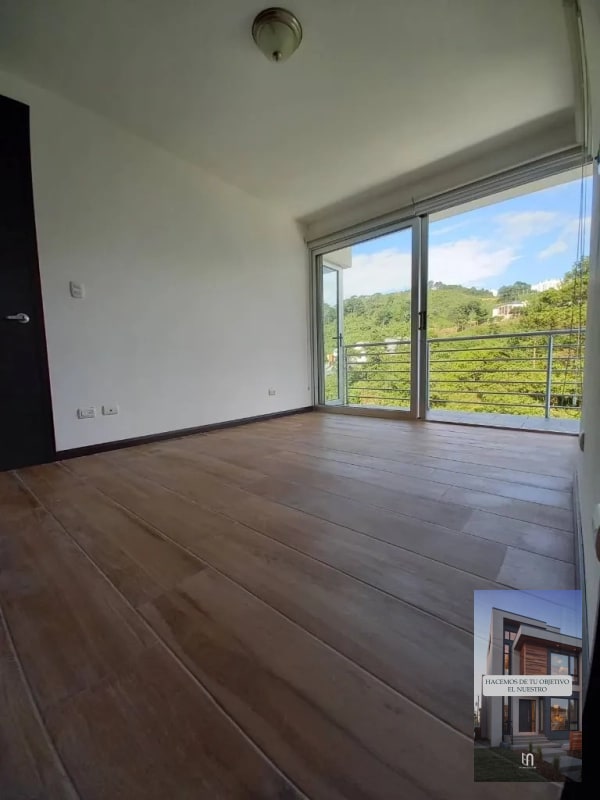 VENDO APARTAMENTO EN ZONA 16 - 10