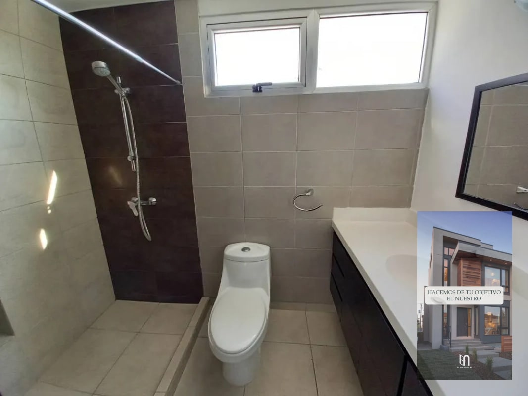 VENDO APARTAMENTO EN ZONA 16 - 8