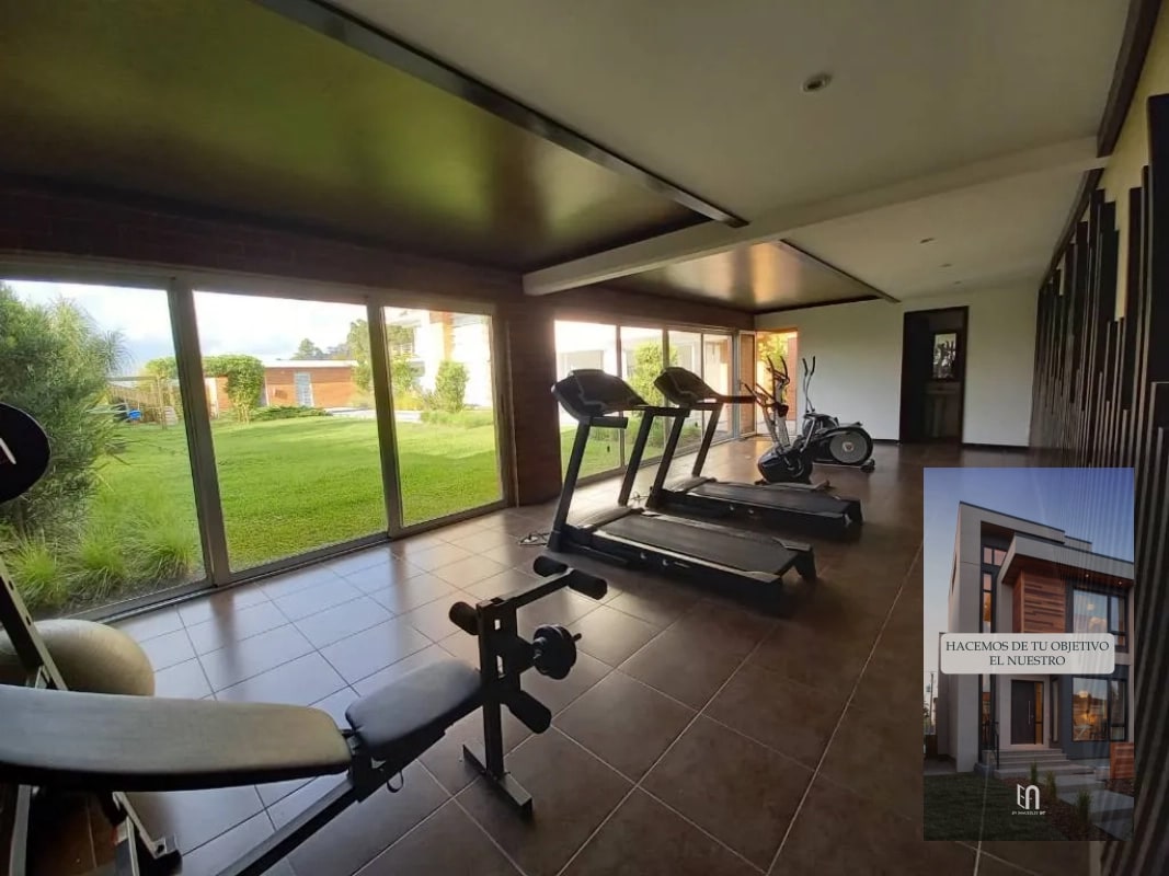 VENDO APARTAMENTO EN ZONA 16 - 3