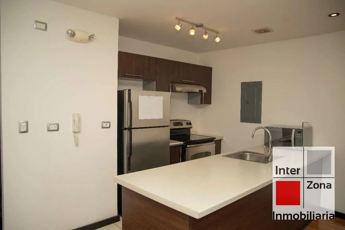 Renta de apartamento amueblado, Zona 14 - 11