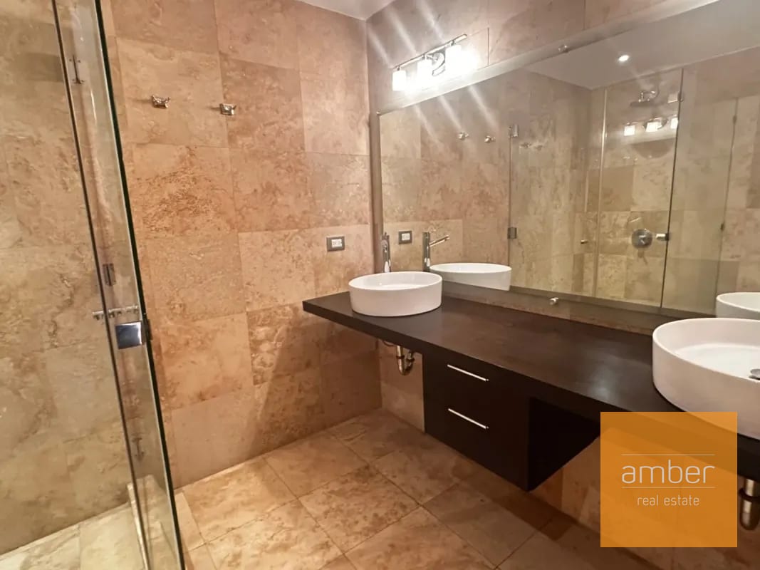 Apartamento en Atrium, zona 10 (actualmente alquilado) — Apartamento en Venta en Atrium, Zona 10, Guatemala, Ciudad — foto 3 de 13