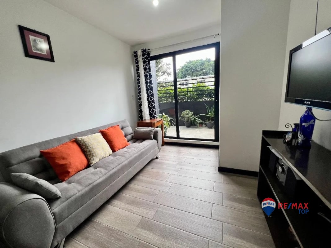 ZONA 11, APARTAMENTO EN 1ER. NIVEL 3 DORMITORIO / EDIFICIO VIRO - 7