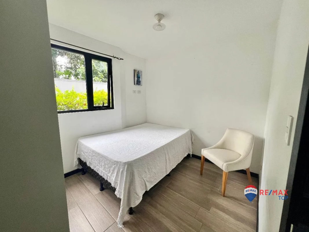 ZONA 11, APARTAMENTO EN 1ER. NIVEL 3 DORMITORIO / EDIFICIO VIRO - 4