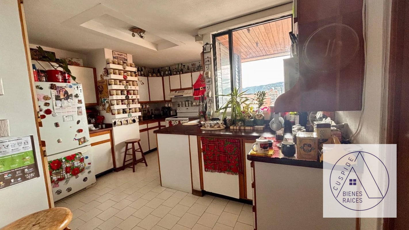 Zona 10 Se vende Apartamento en Vía Maris - 3