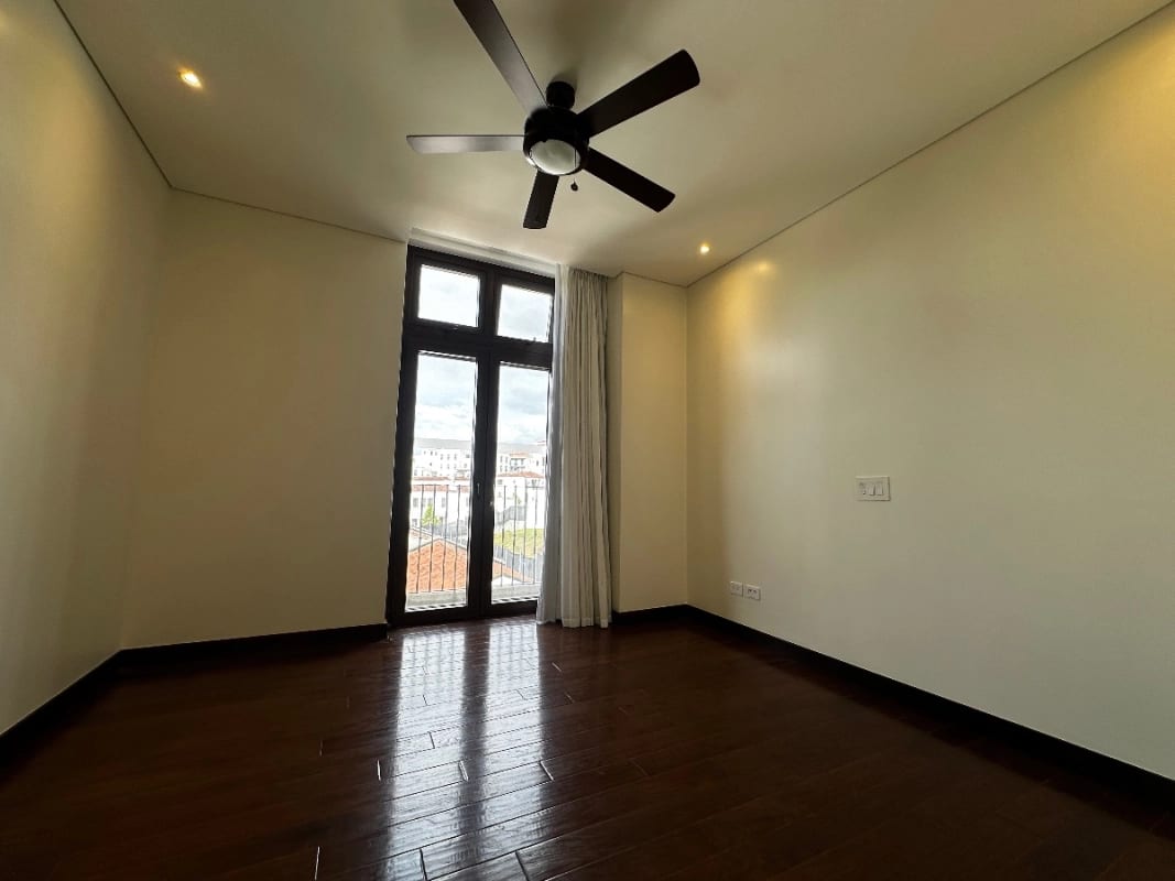 Apartamento en venta-Ramblas de Cayalá, Zona 16 — Apartamento en Venta en Ramblas de Cayalá, Zona 16, Guatemala, Ciudad — foto 8 de 12