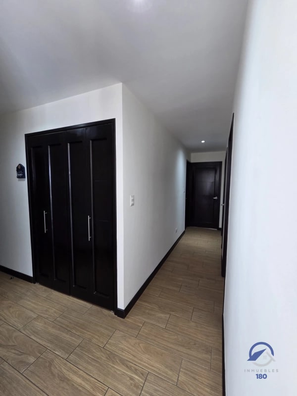 Apartamento en venta en Torre Praga, zona 15, Ciudad de Guatemala - 7