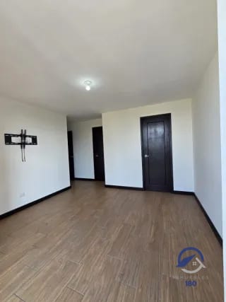 Apartamento en venta en Torre Praga, zona 15, Ciudad de Guatemala — Apartamento en Venta en Zona 15, Guatemala, Ciudad — miniatura 5 de 13
