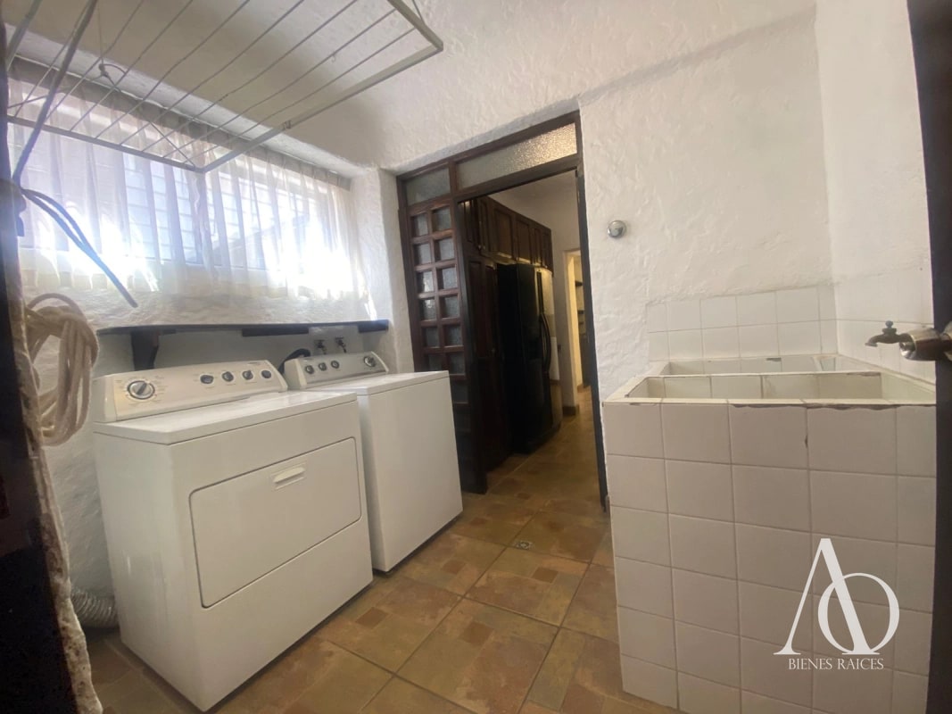 Apartamento en Alquiler Edificio El Boulevard, zona 15 VH2 N3 / EN DIRECTO b - 14