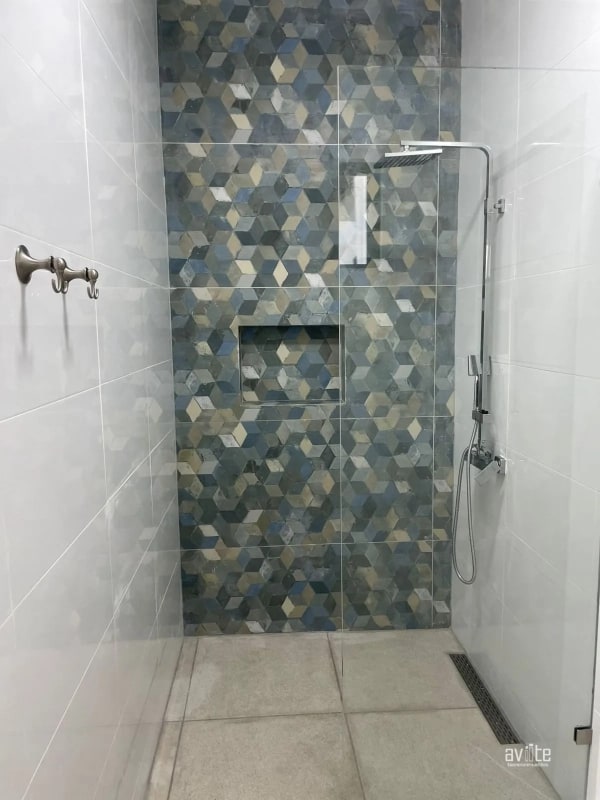 Villas Los cabos, Monterrico.      Amplio tipo villa ideal para inversionista. $220,000 - 3