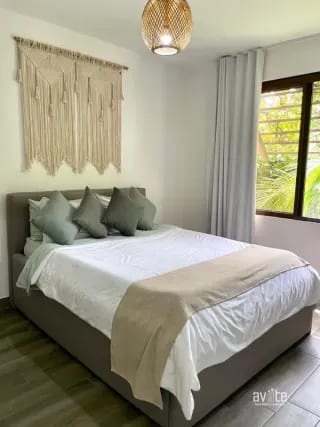 Villas Los cabos, Monterrico.      Amplio tipo villa ideal para inversionista. $220,000 — Apartamento en Venta en Villa Los Cabos, Monterrico, Santa Rosa — miniatura 3 de 8
