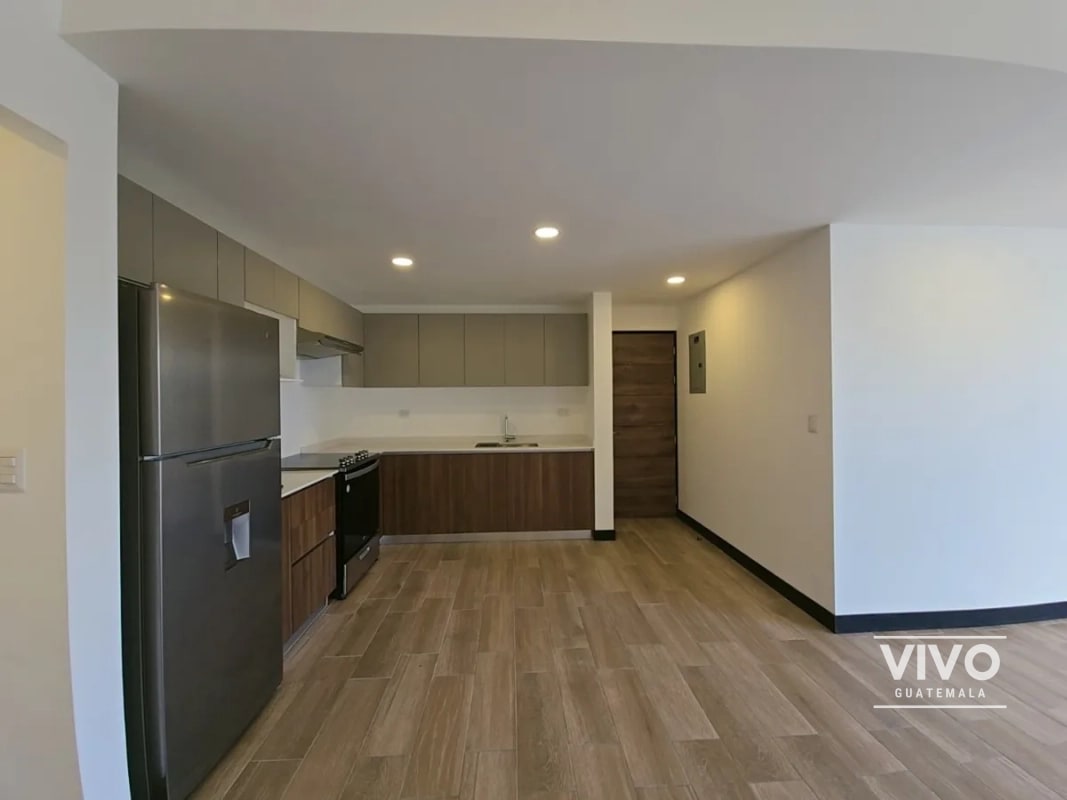 Se renta apartamento de 2 hab Senseti 10, Zona 10, Q6500 - 11