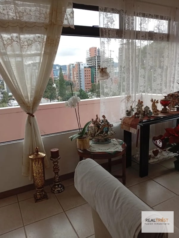 APARTAMENTO EN RENTA ZONA 10 - 7