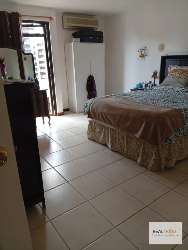 APARTAMENTO EN RENTA ZONA 10 - 1