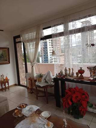 Apartamento en renta zona 10 — Apartamento en Alquiler en Zona 10, Guatemala, Ciudad — miniatura 11 de 17