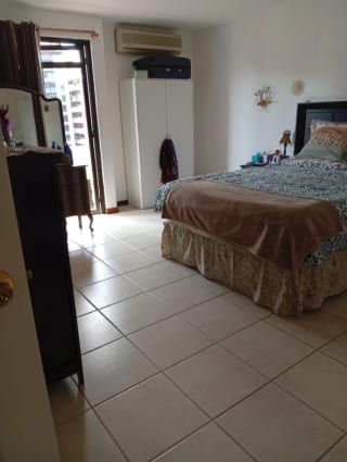 Apartamento en renta zona 10 — Apartamento en Alquiler en Zona 10, Guatemala, Ciudad — miniatura 5 de 17
