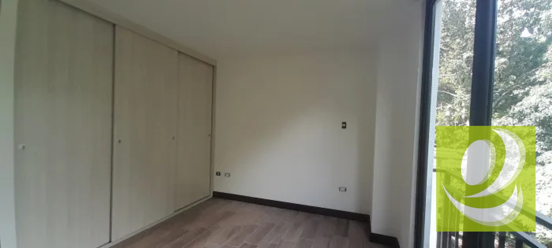 APARTAMENTO EN VENTA EN KANAJUYÚ ZONA 16 - 2