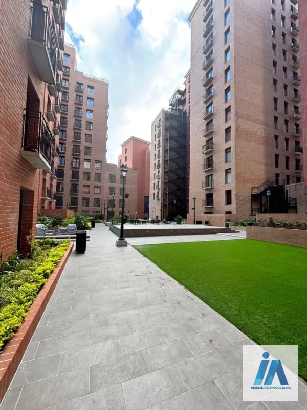 APARTAMENTO EN ALQUILER – 📍Edificio Céntrico, Zona 5 Nivel Medio || Torre 3 - 4
