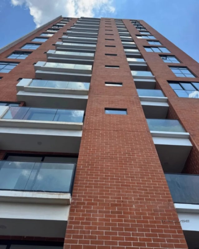 APARTAMENTO EN VENTA ZONA 15 PARA ESTRENAR - 1