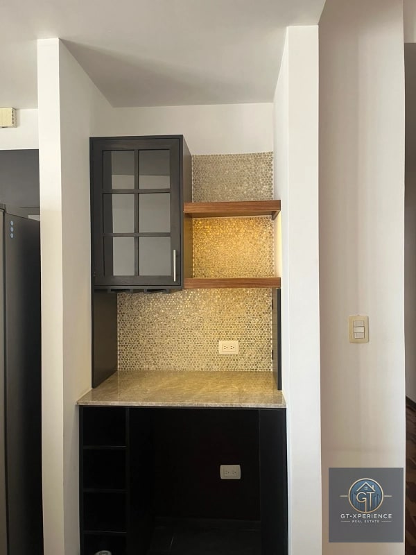 Lindo apartamento en venta o renta, en edificio Torre Quattro, zona 14 - 11