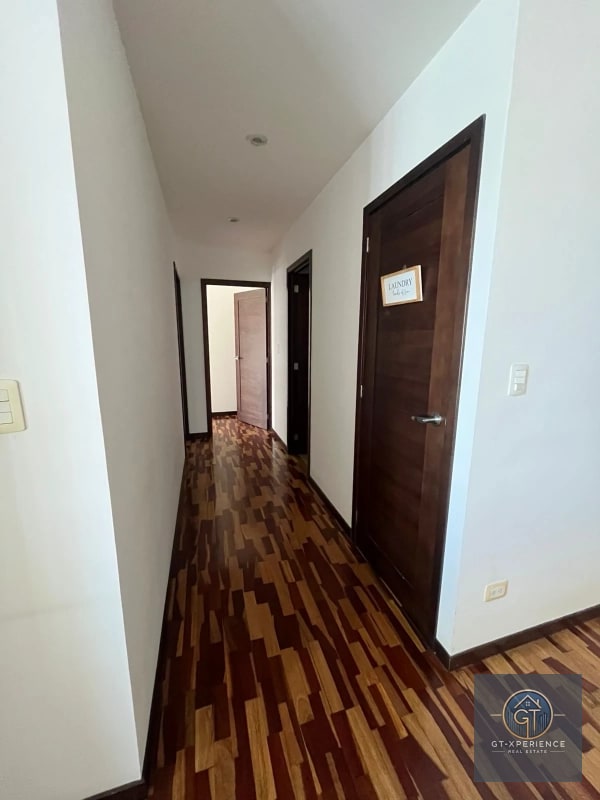 Lindo apartamento en venta o renta, en edificio Torre Quattro, zona 14 - 10