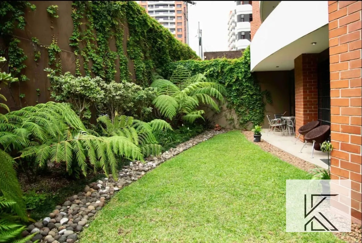 Apartamento de lujo en Edificio en zona 14 en Nivel Bajo - 14