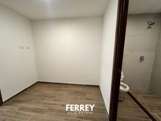parque 14, amplio con cuarto de servicio — Apartamento en Alquiler en Parque 14, Zona 14, Guatemala, Ciudad — miniatura 12 de 15