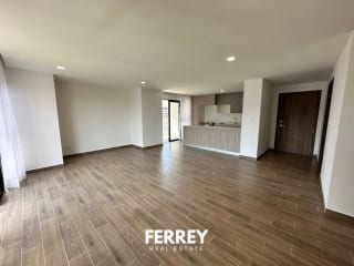 parque 14, amplio con cuarto de servicio — Apartamento en Alquiler en Parque 14, Zona 14, Guatemala, Ciudad — miniatura 4 de 15
