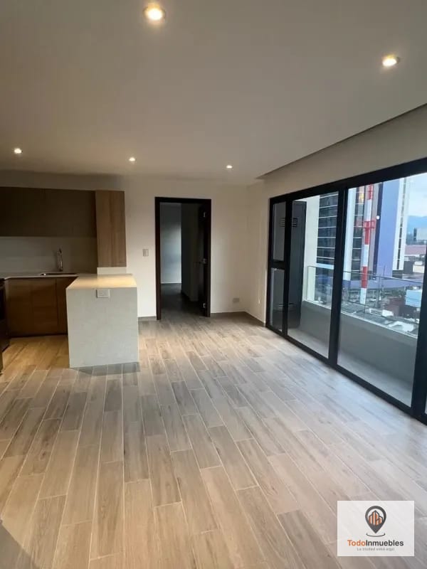 Apartamento en Renta en z10 Parque 10 — Apartamento en Alquiler en Parque 10, Zona 10, Guatemala, Ciudad — foto 9 de 16