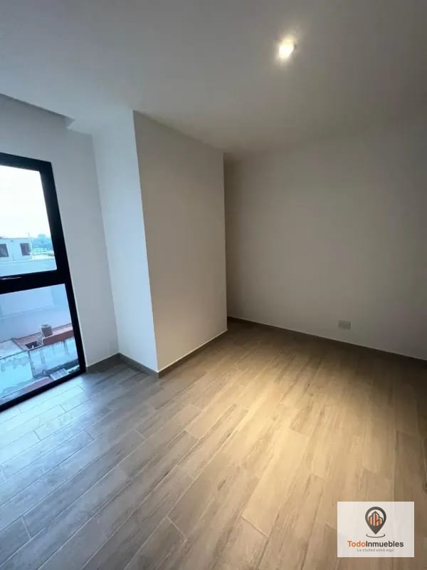 Apartamento en Renta en z10 Parque 10 — Apartamento en Alquiler en Parque 10, Zona 10, Guatemala, Ciudad — foto 5 de 16