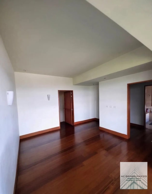 CASA MARGARITA APTO DISPONIBLE EN RENTA PARA 1 DE ABRIL - 5