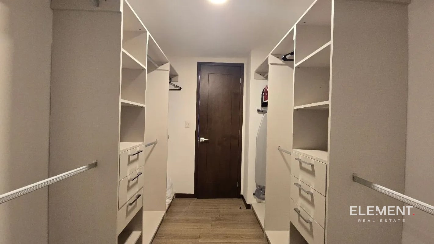 Apartamento amueblado en venta - Naridia, Zona 14 - 14