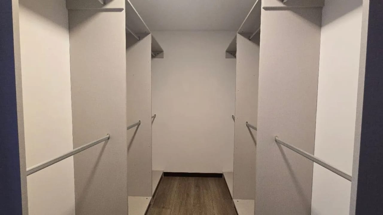 Apartamento amueblado en venta - Naridia, Zona 14 — Apartamento en Venta en Naridia, Zona 14, Guatemala, Ciudad — foto 6 de 17